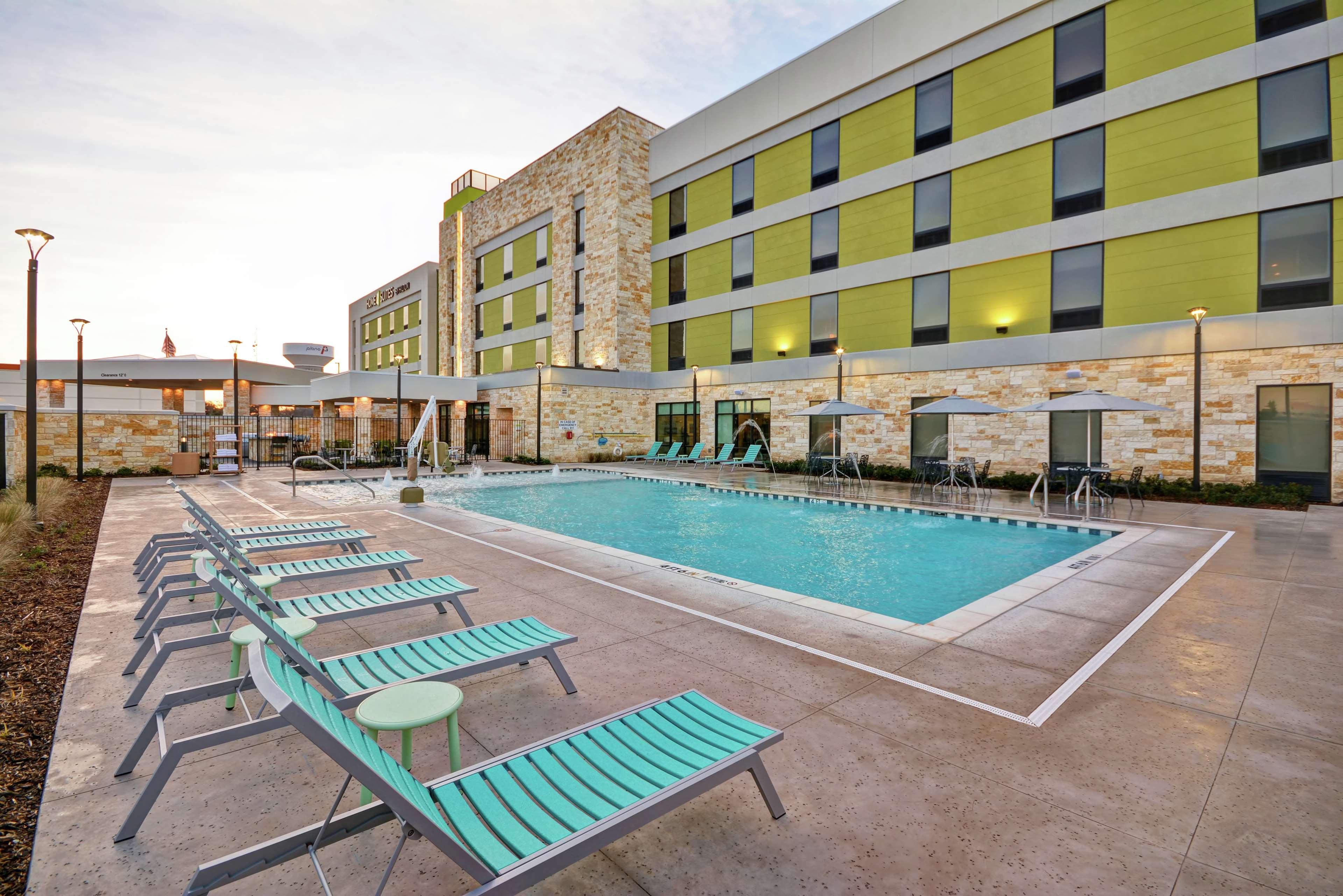 Home2 Suites Plano Legacy West Exterior foto